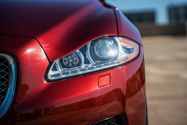 Used 2012 Jaguar XJ image 70