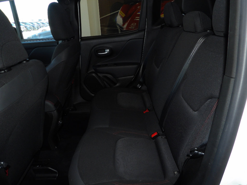 Used 2023 Jeep Renegade Trailhawk AWD/4WD image 22