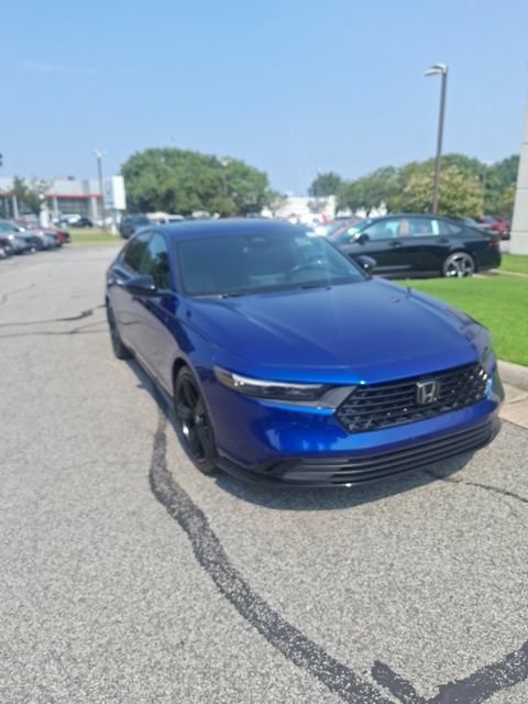 Used 2023 Honda Accord Sport image 4