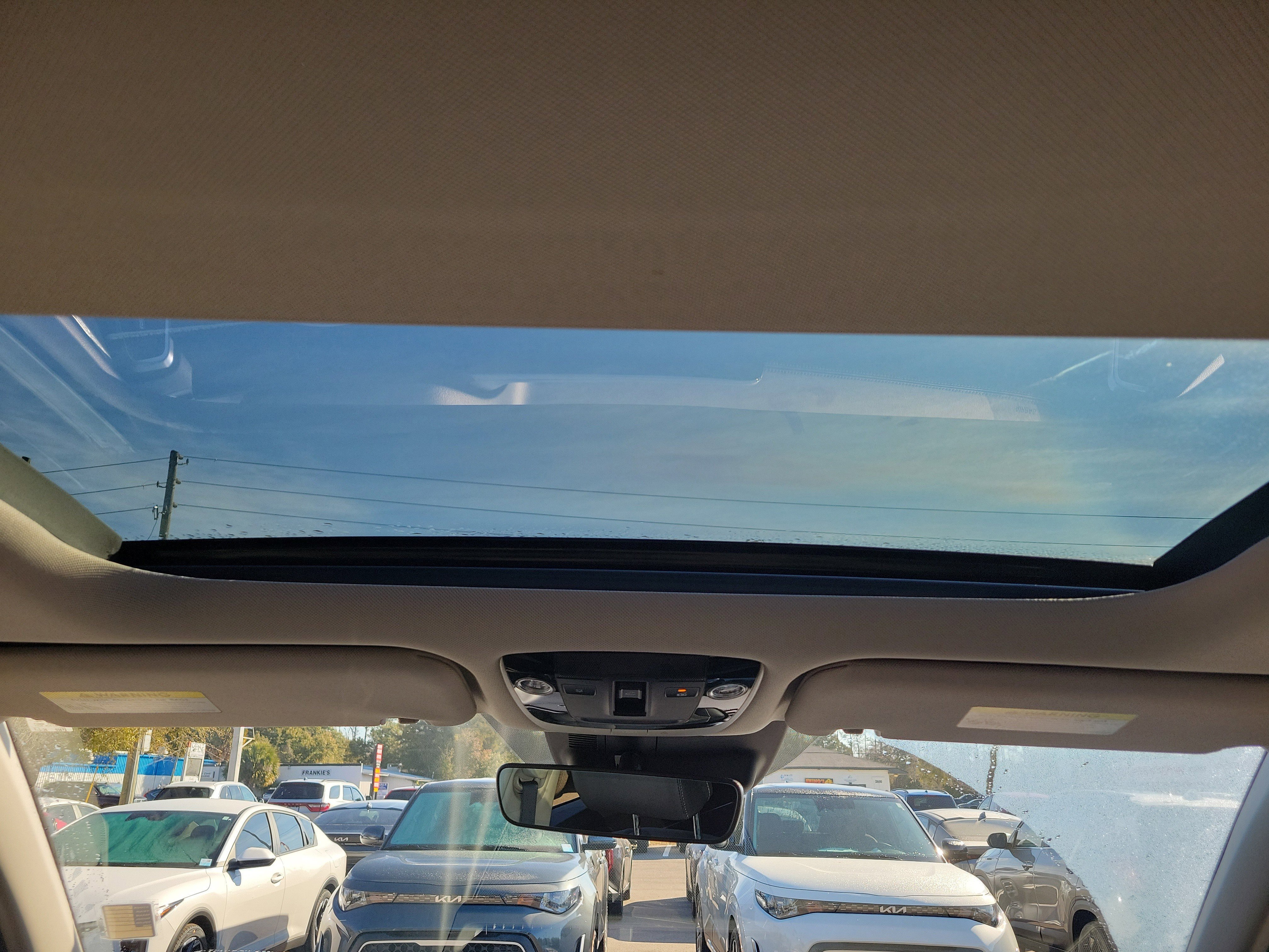 Certified 2021 Kia Sorento SX image 20