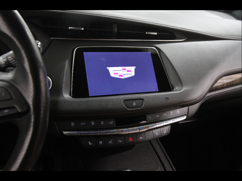 Used 2019 Cadillac XT4 Sport image 9