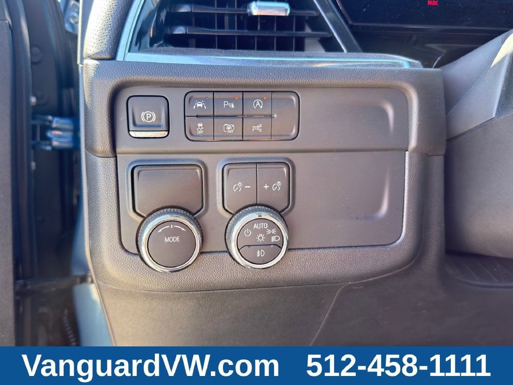 Used 2025 Chevrolet Tahoe Premier RWD image 21