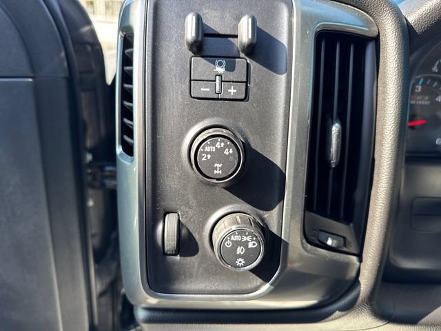 Used 2016 Chevrolet Silverado 1500 LT w/ All Star Edition AWD/4WD image 32