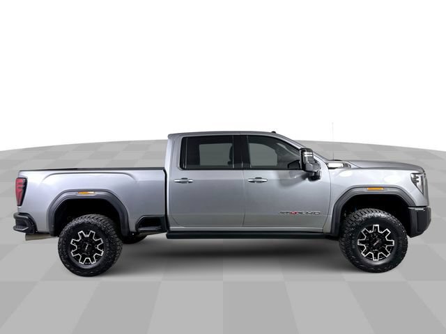 Used 2025 GMC Sierra 2500 AT4X AWD/4WD image 9