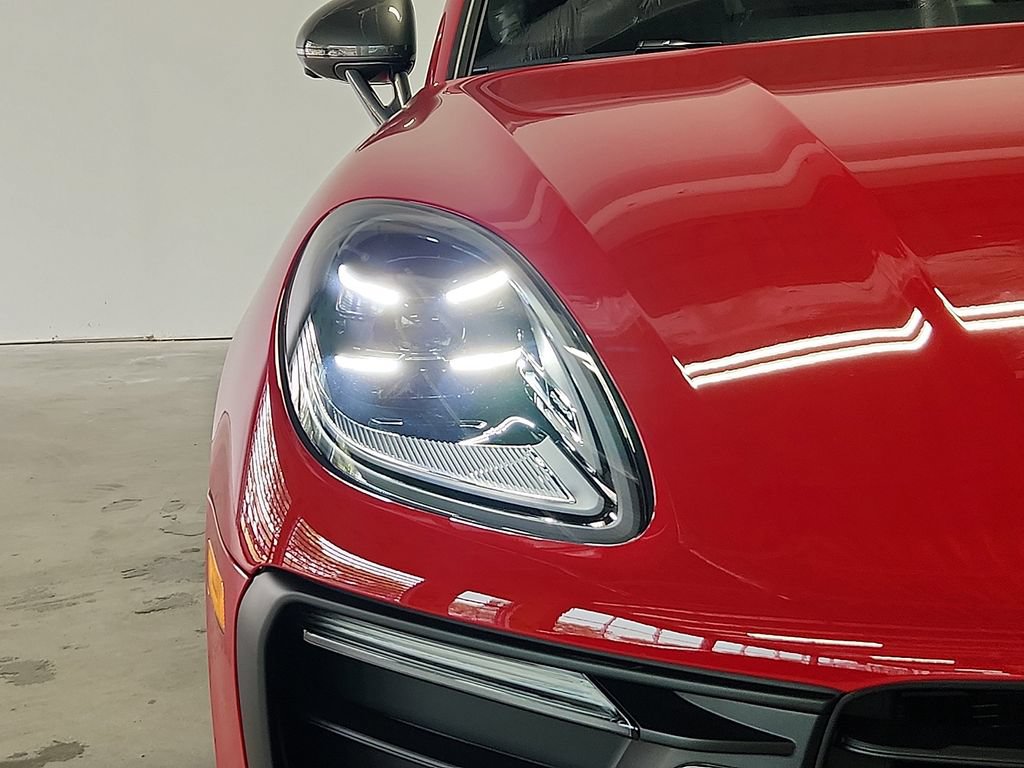 New 2026 Porsche Macan Turbo AWD/4WD image 9