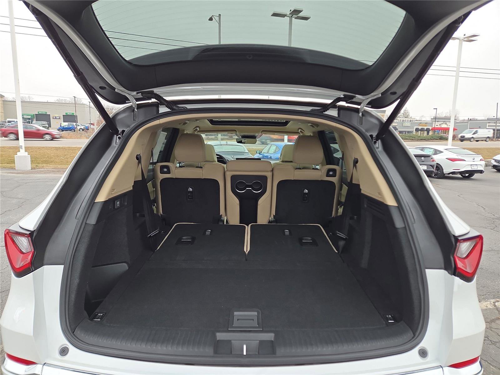 New 2026 Acura MDX SH-AWD image 31