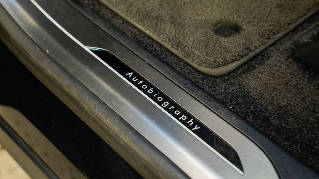Used 2023 Land Rover Range Rover Long Wheelbase Autobiography AWD/4WD image 42
