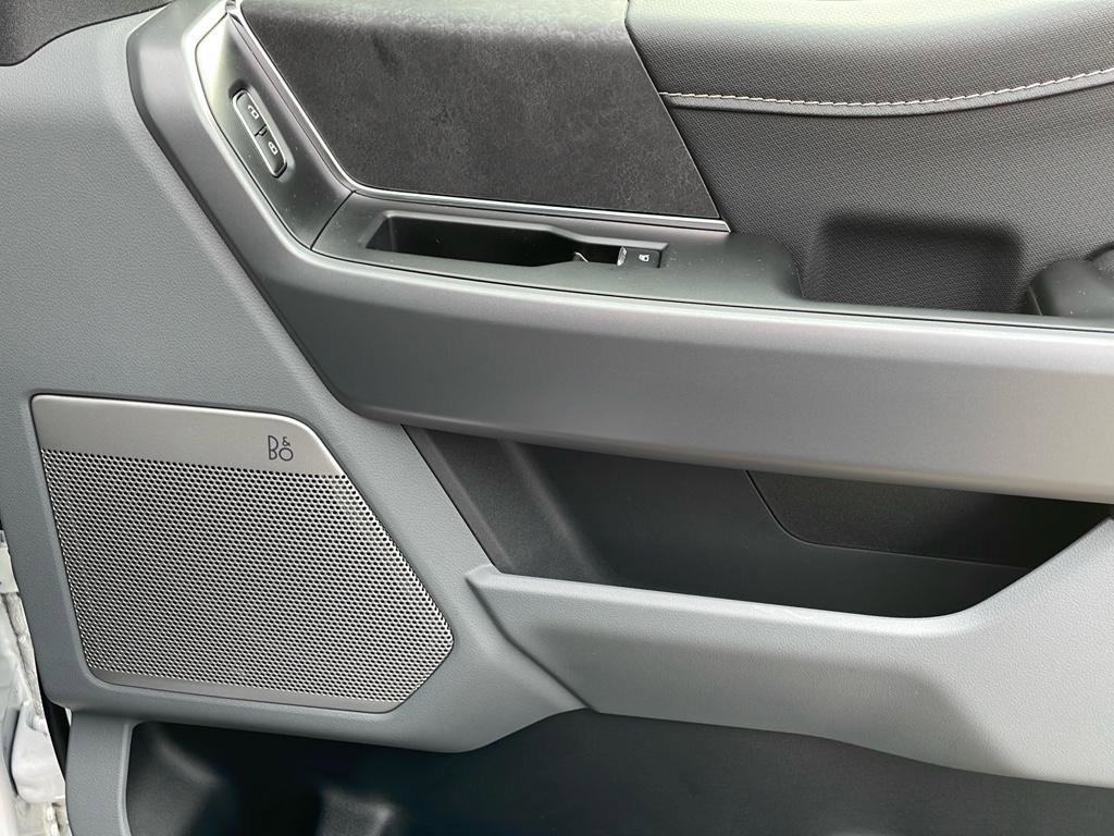 New 2025 Ford F150 XLT w/ Equipment Group 303A High image 39