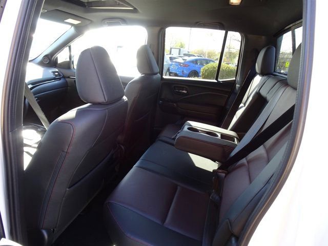 Used 2022 Honda Ridgeline Black Edition image 17