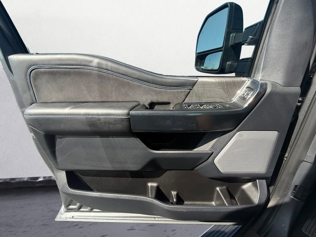 Used 2025 Ford F350 Platinum image 17