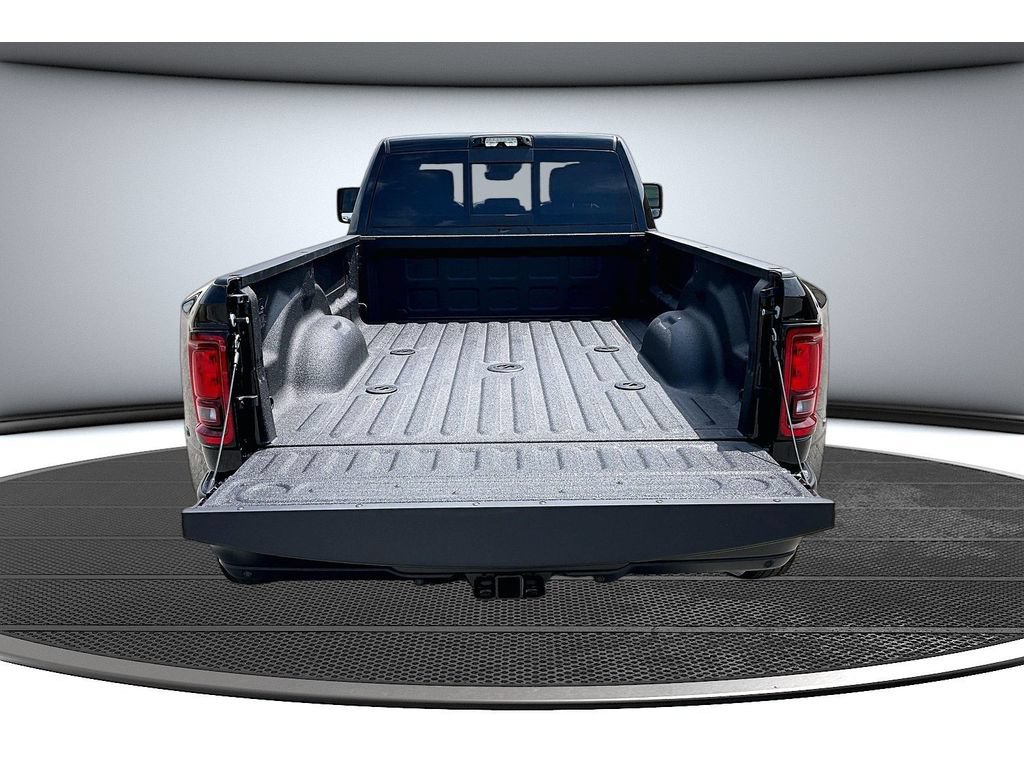 New 2026 RAM 3500 Tradesman AWD/4WD image 42