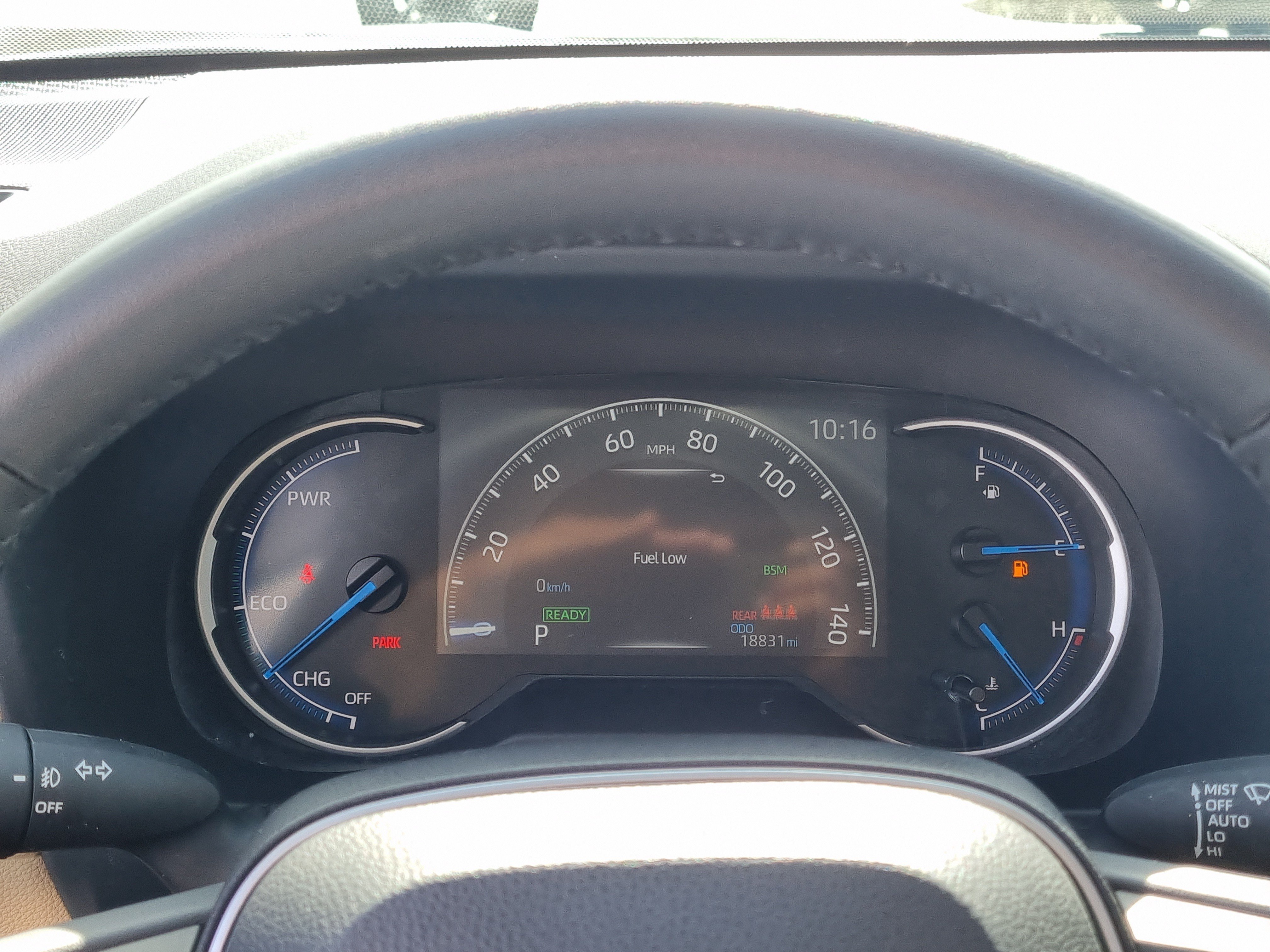 Used 2025 Toyota RAV4 XLE Premium w/ Weather Package AWD/4WD image 28