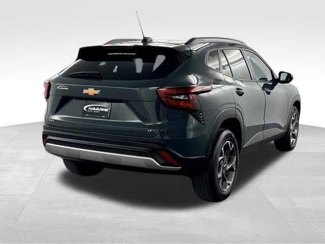 Used 2025 Chevrolet Trax LT w/ Driver Confidence Package FWD image 8