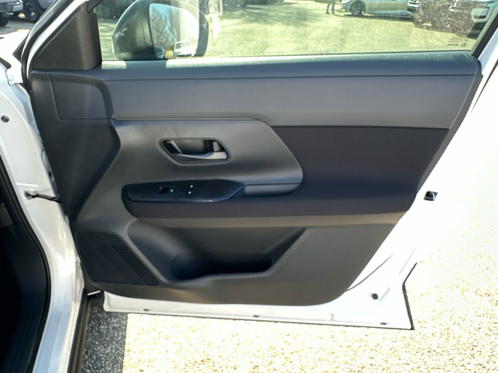 New 2026 Nissan Kicks S image 14