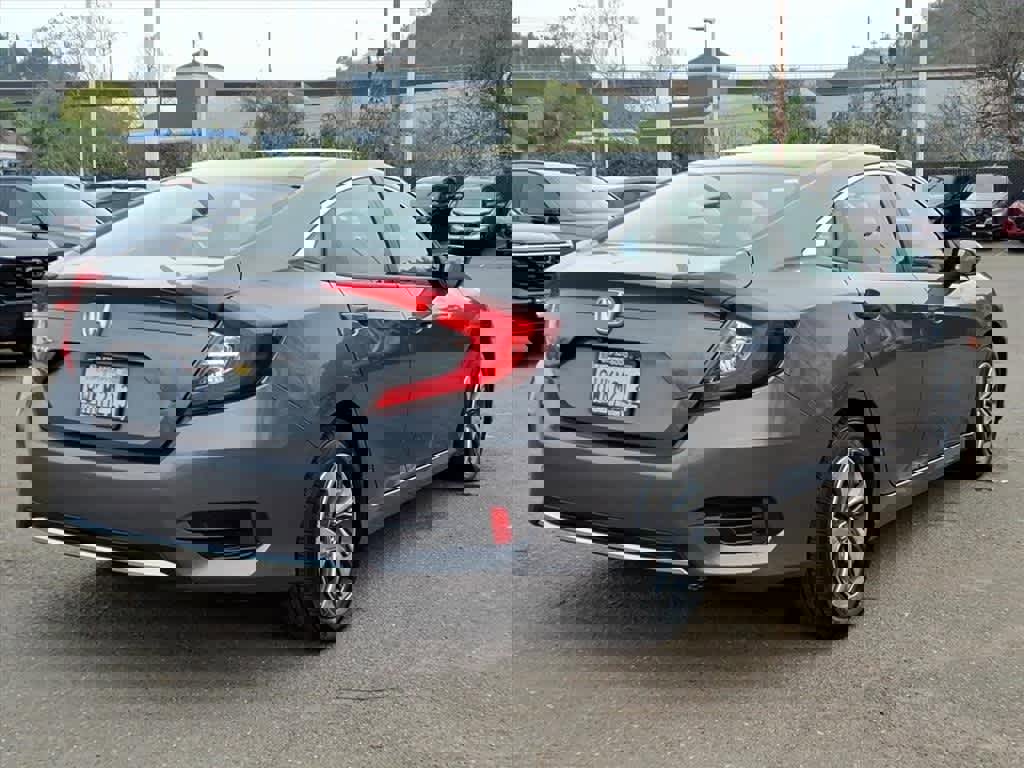 Used 2021 Honda Civic LX image 4