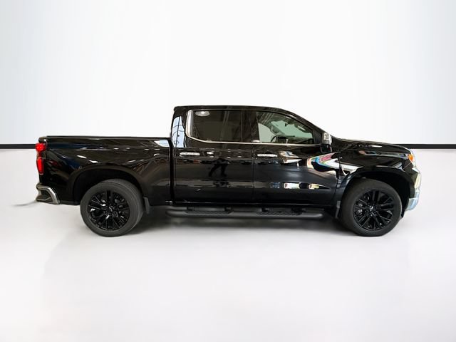 Used 2023 Chevrolet Silverado 1500 LTZ w/ Technology Package AWD/4WD image 5