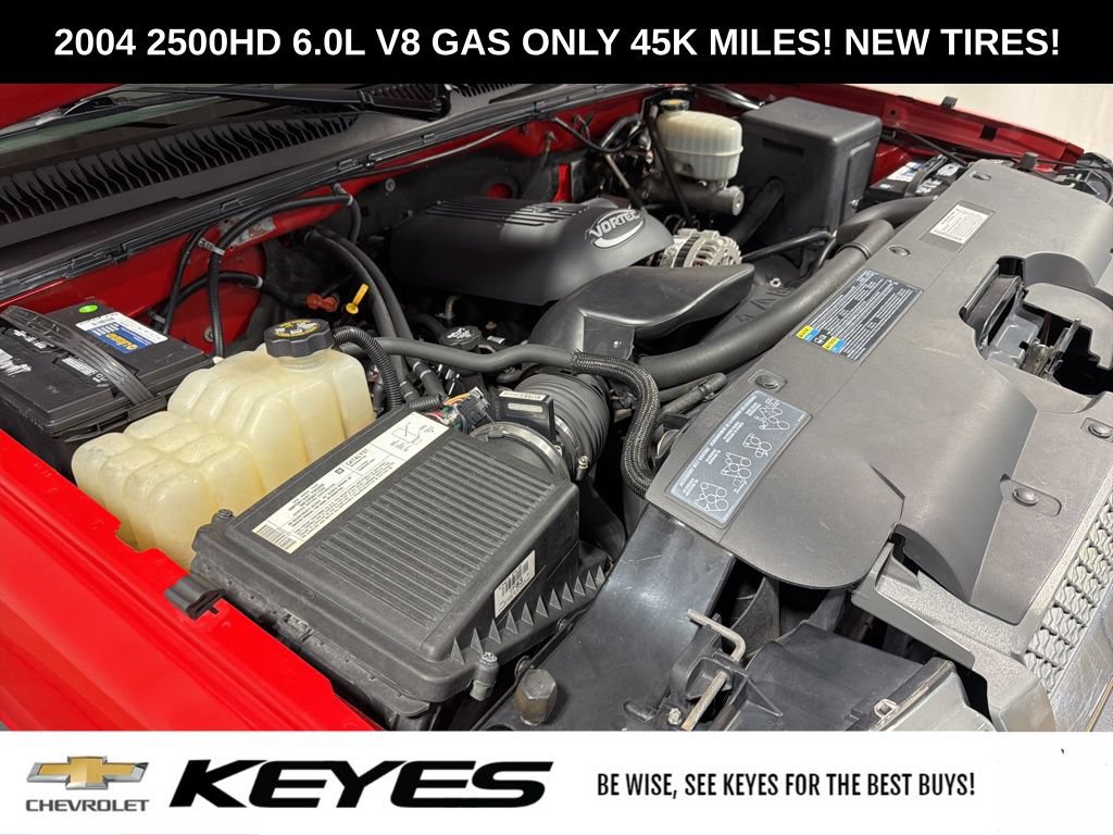 Used 2004 Chevrolet Silverado 2500 W/T w/ Snow Plow Prep Package AWD/4WD image 34