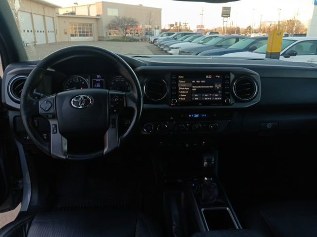 Used 2020 Toyota Tacoma image 27