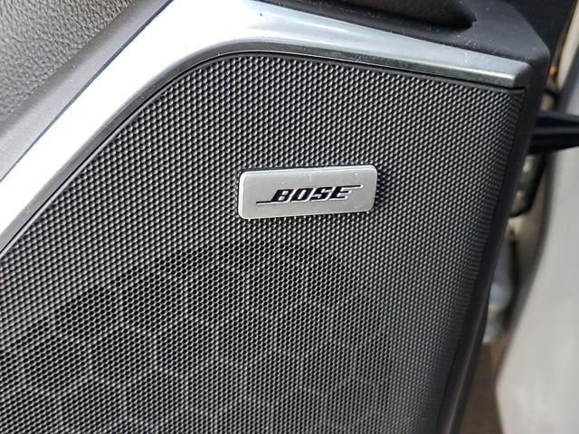 Used 2017 Cadillac Escalade Luxury image 28