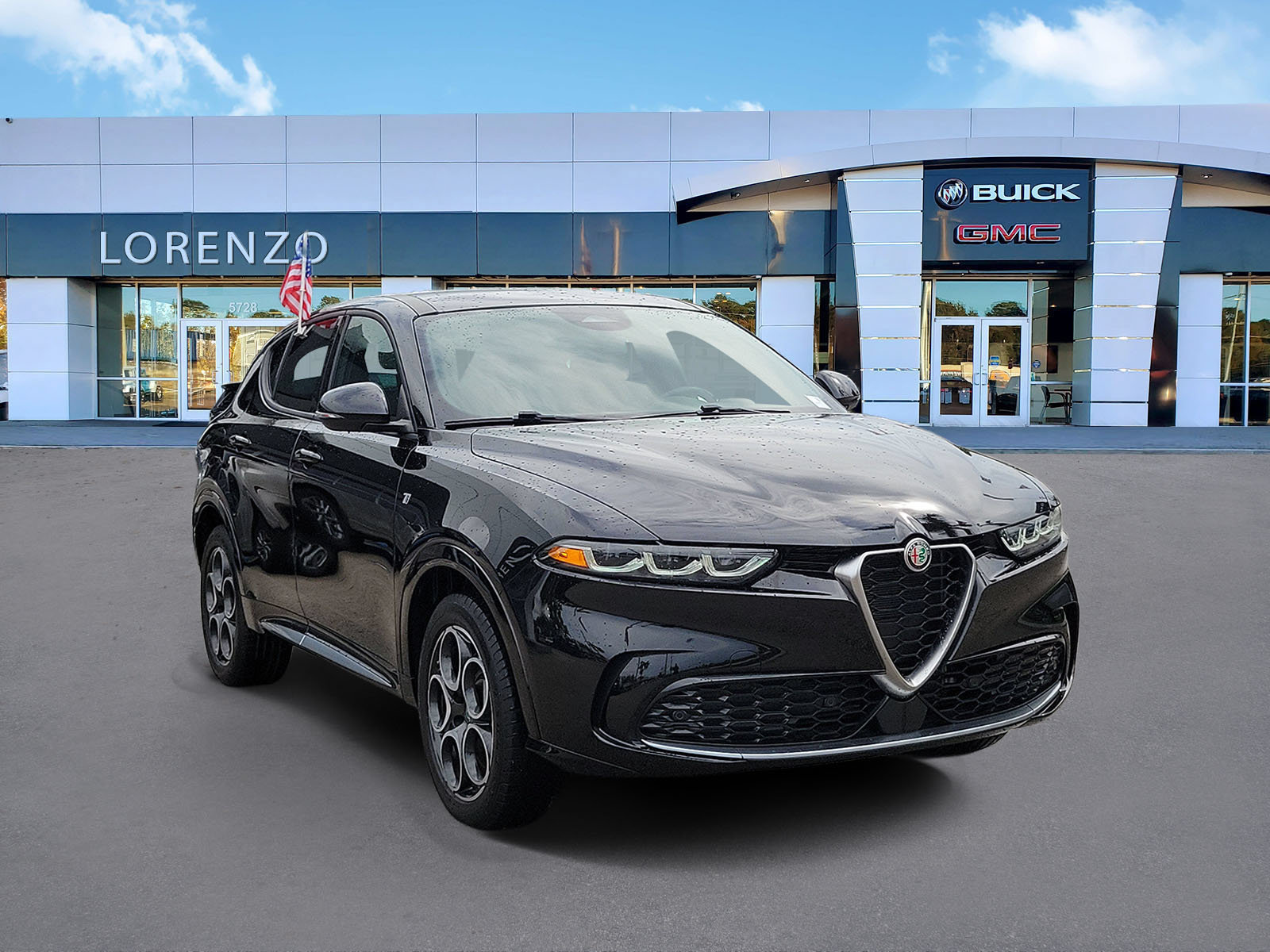 Used 2024 Alfa Romeo Tonale Ti w/ Premium Interior Package AWD/4WD image 3