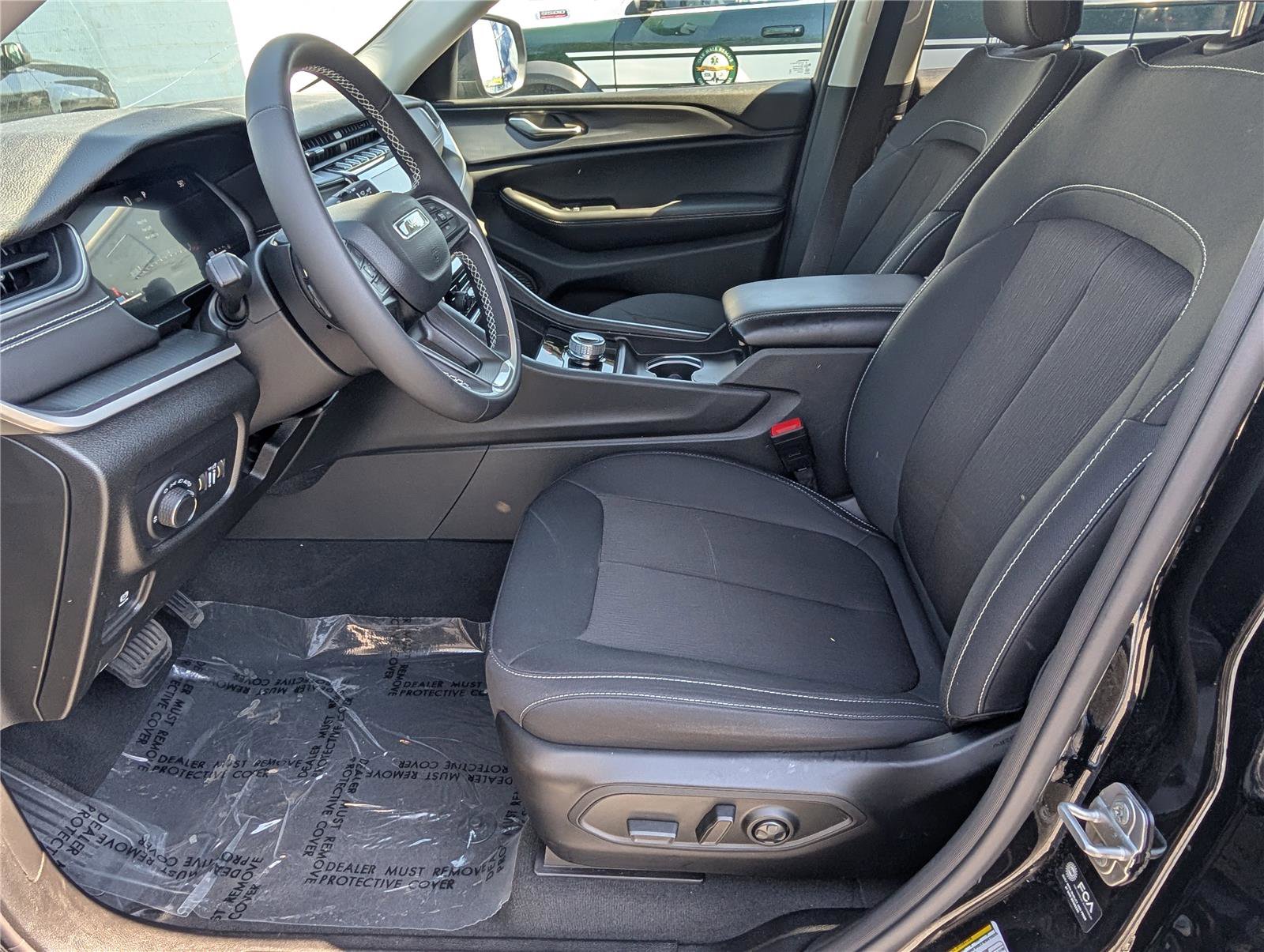 Used 2024 Jeep Grand Cherokee L Laredo AWD/4WD image 16