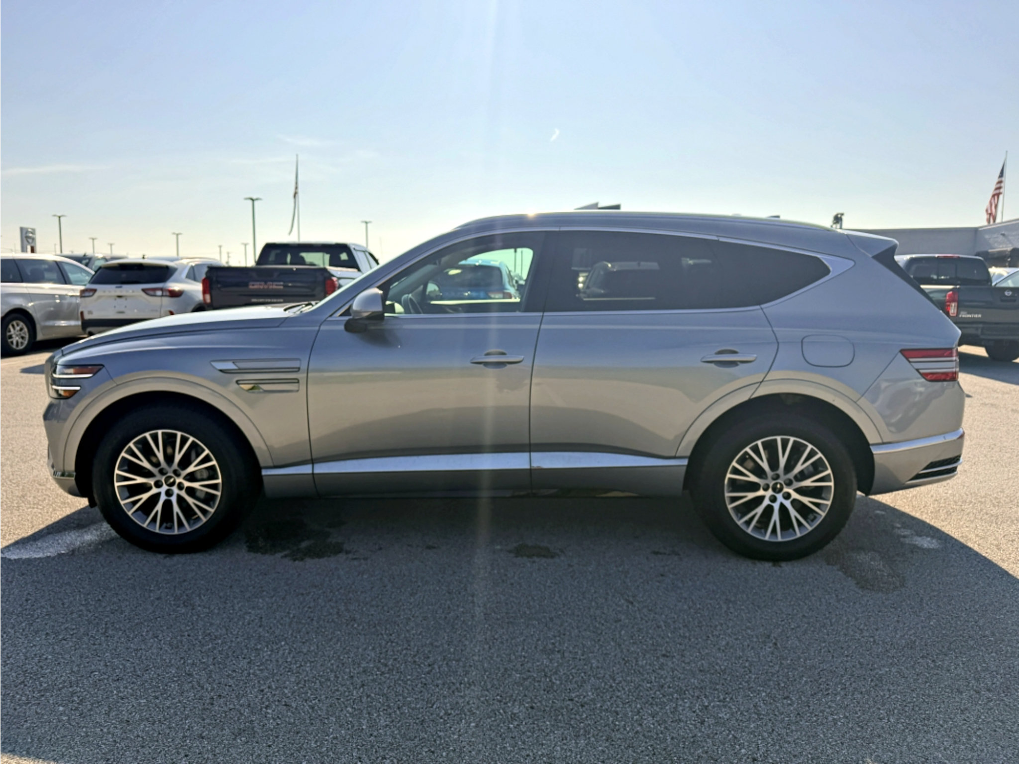 Used 2025 Genesis GV80 2.5T Standard AWD/4WD image 9