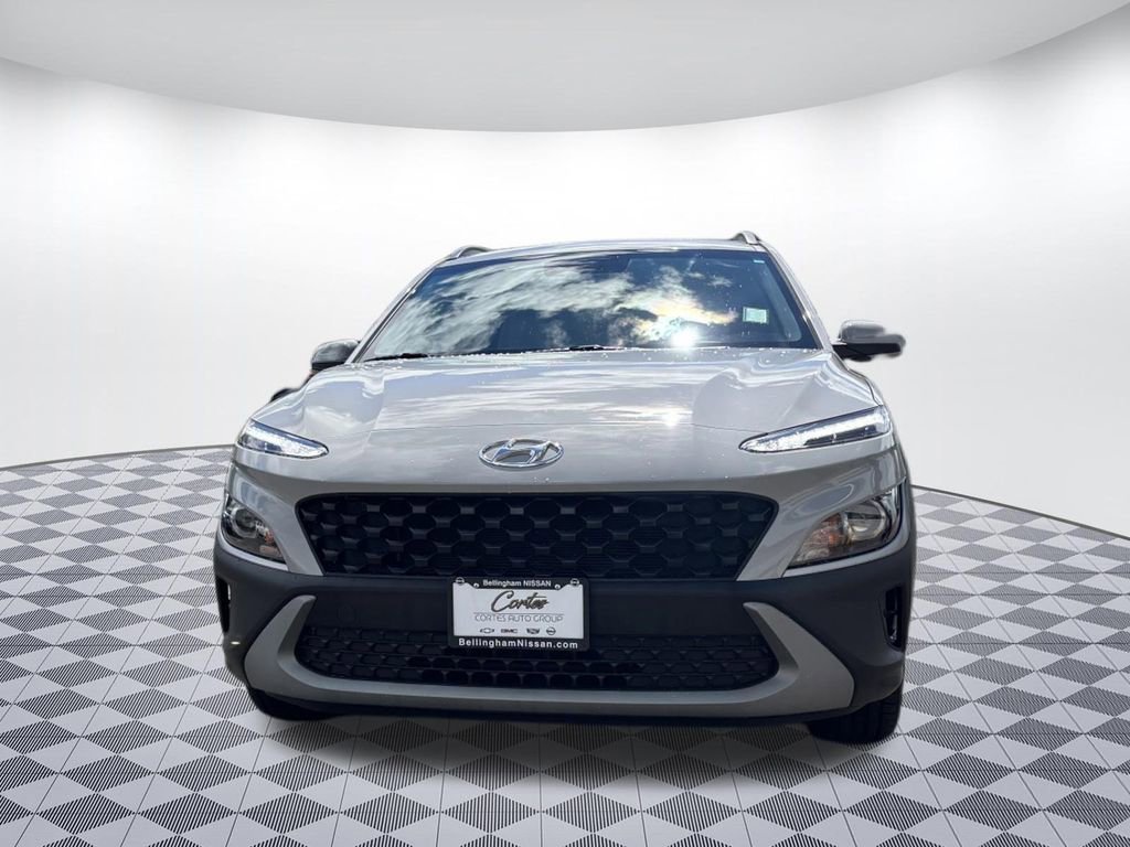 Used 2023 Hyundai Kona SEL w/ Cargo Package AWD/4WD image 2