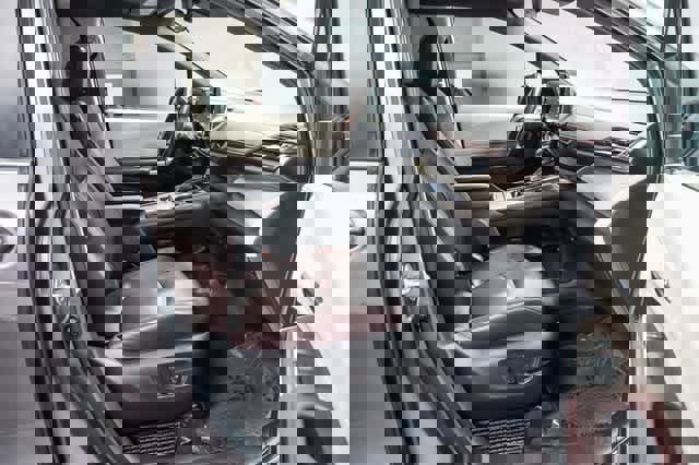 Certified 2023 Toyota Sienna Platinum image 18