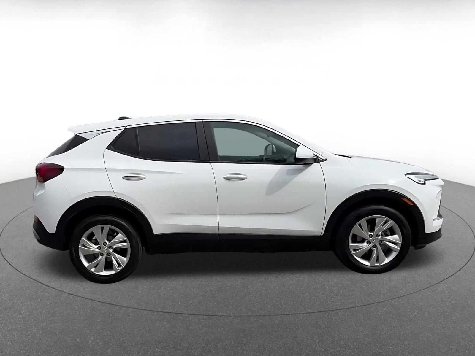 Used 2025 Buick Encore GX Preferred FWD image 16