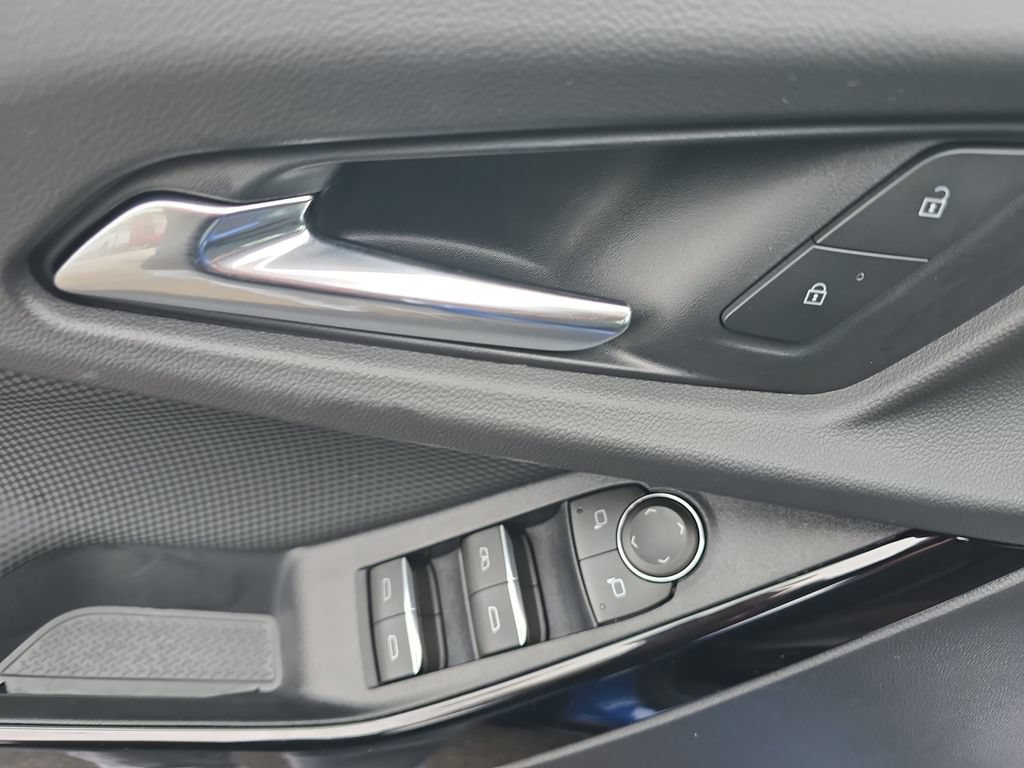 New 2026 Chevrolet Equinox RS FWD image 22