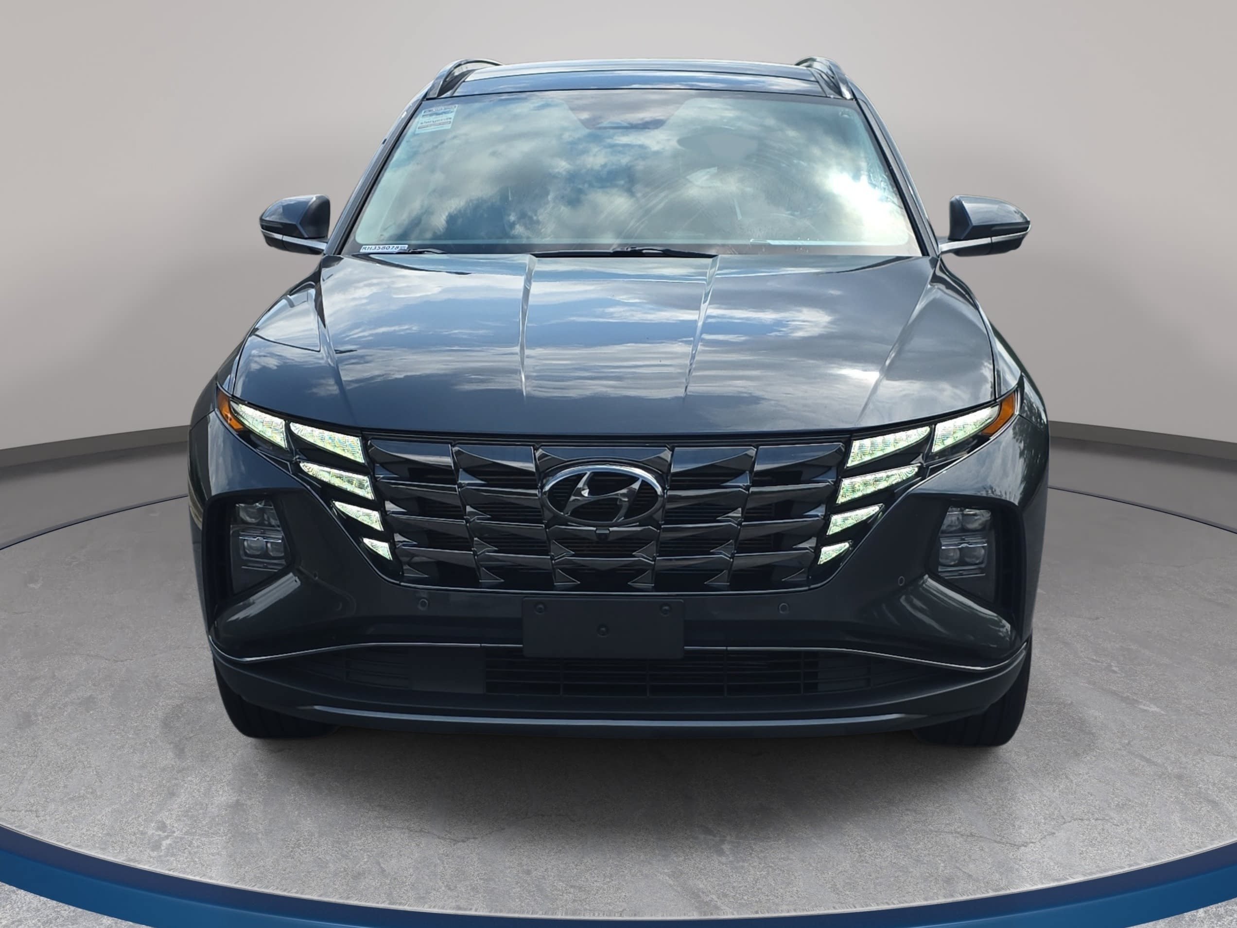 Used 2024 Hyundai Tucson Limited AWD/4WD image 2