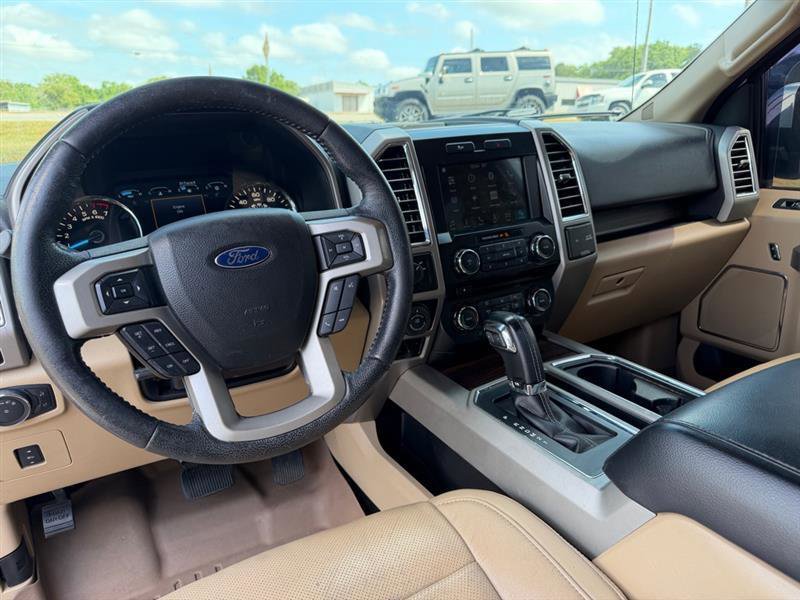 Used 2016 Ford F150 Lariat image 6