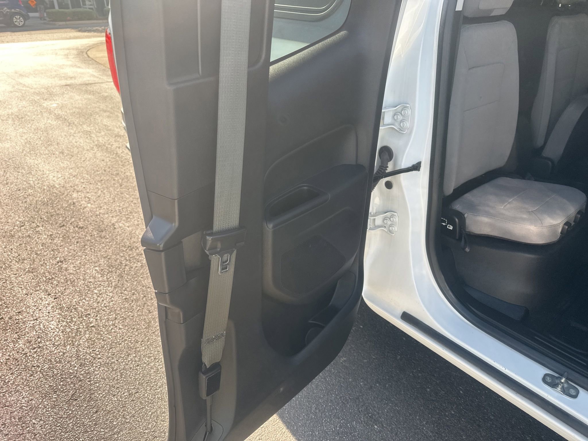 Used 2018 Chevrolet Colorado W/T AWD/4WD image 13
