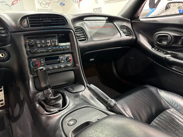 Used 2001 Chevrolet Corvette Z06 w/ Memory Pkg image 15