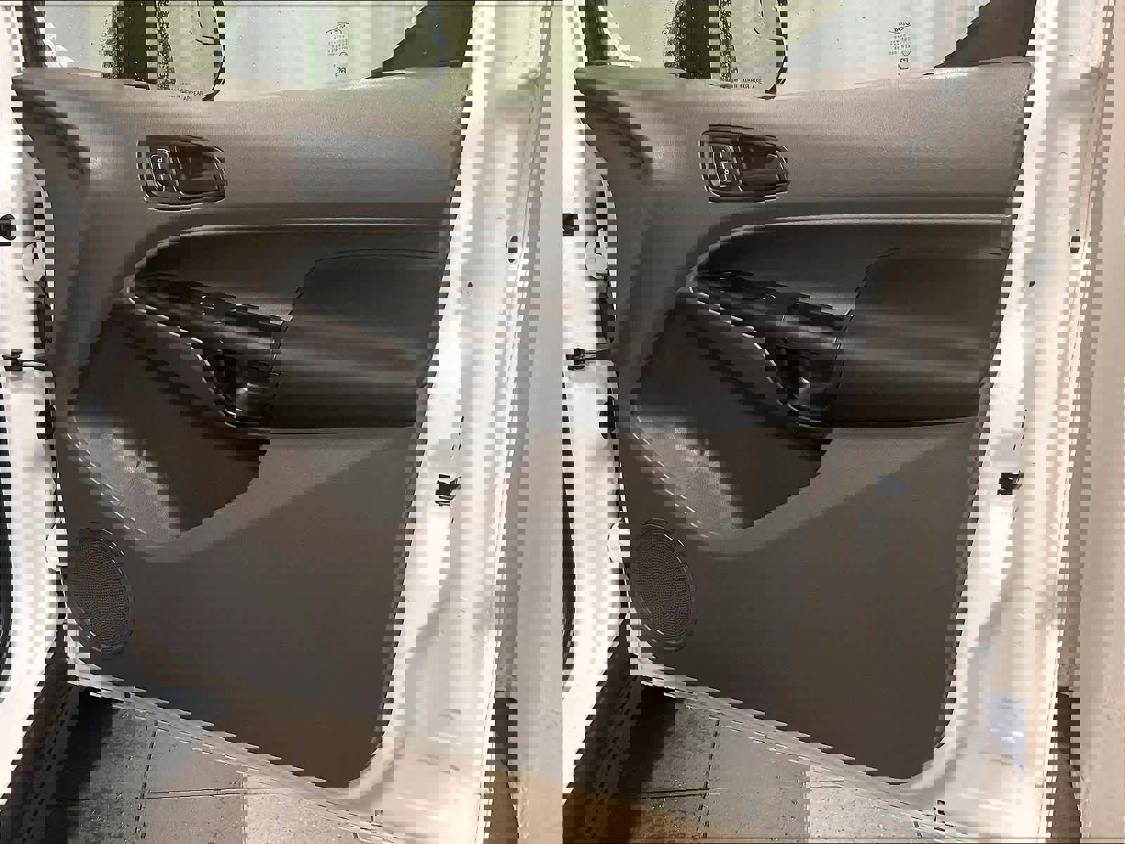 Used 2020 Ford Transit Connect XL image 12