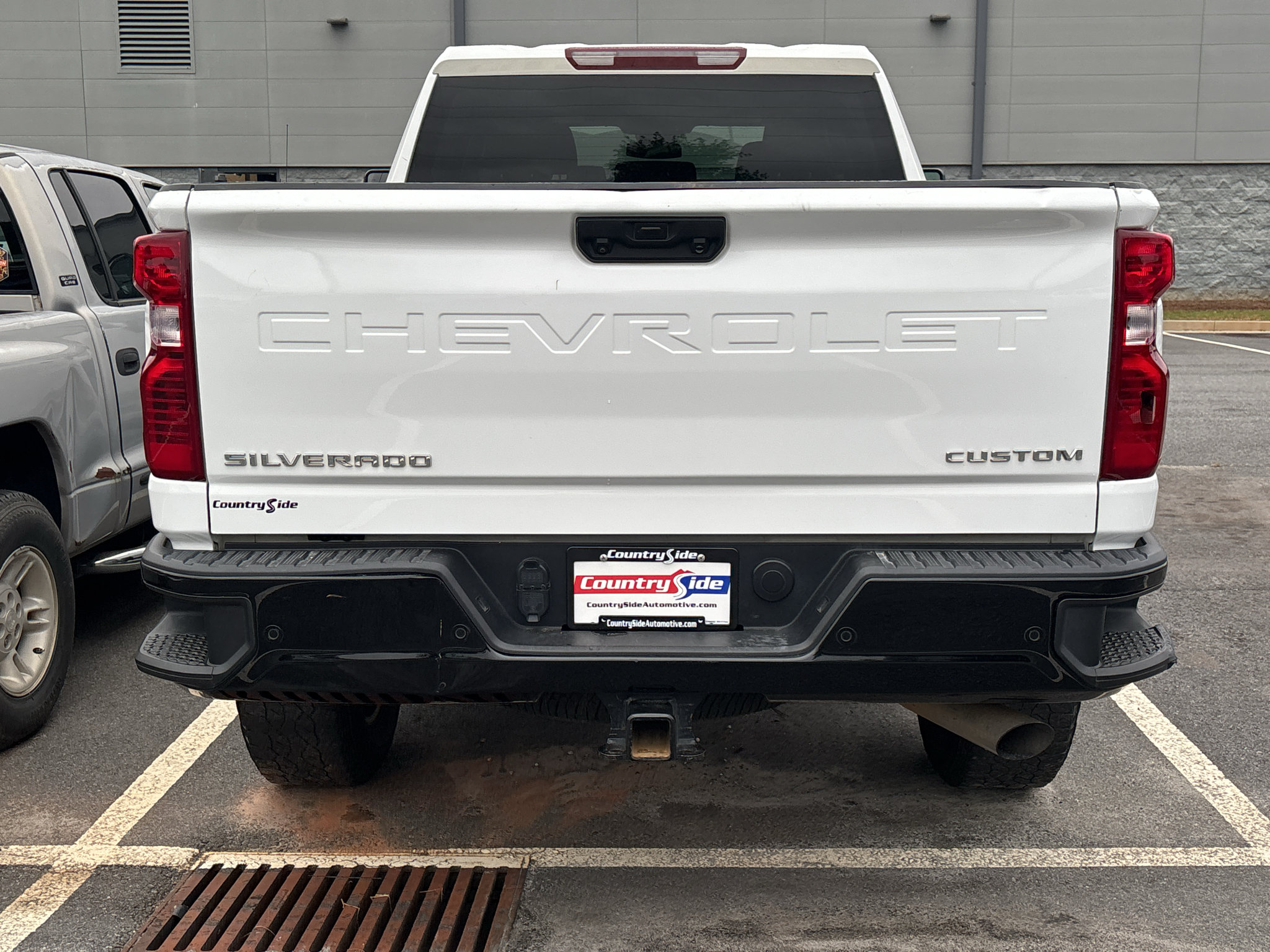 Used 2025 Chevrolet Silverado 2500 Custom w/ Custom Value Package AWD/4WD image 6