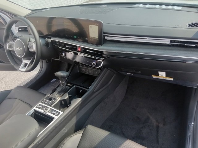 New 2025 Kia K5 EX image 45