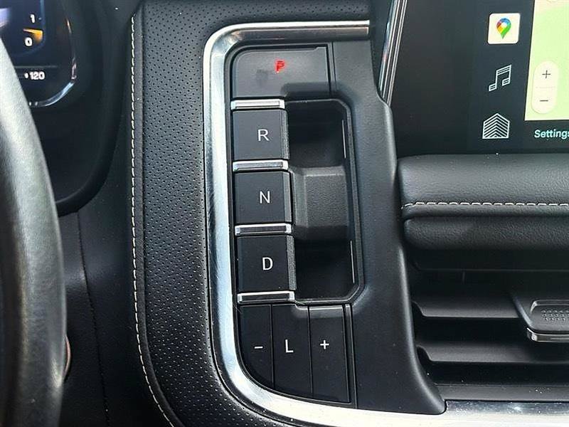 Used 2022 Chevrolet Tahoe Premier w/ Premium Package 2 RWD image 30