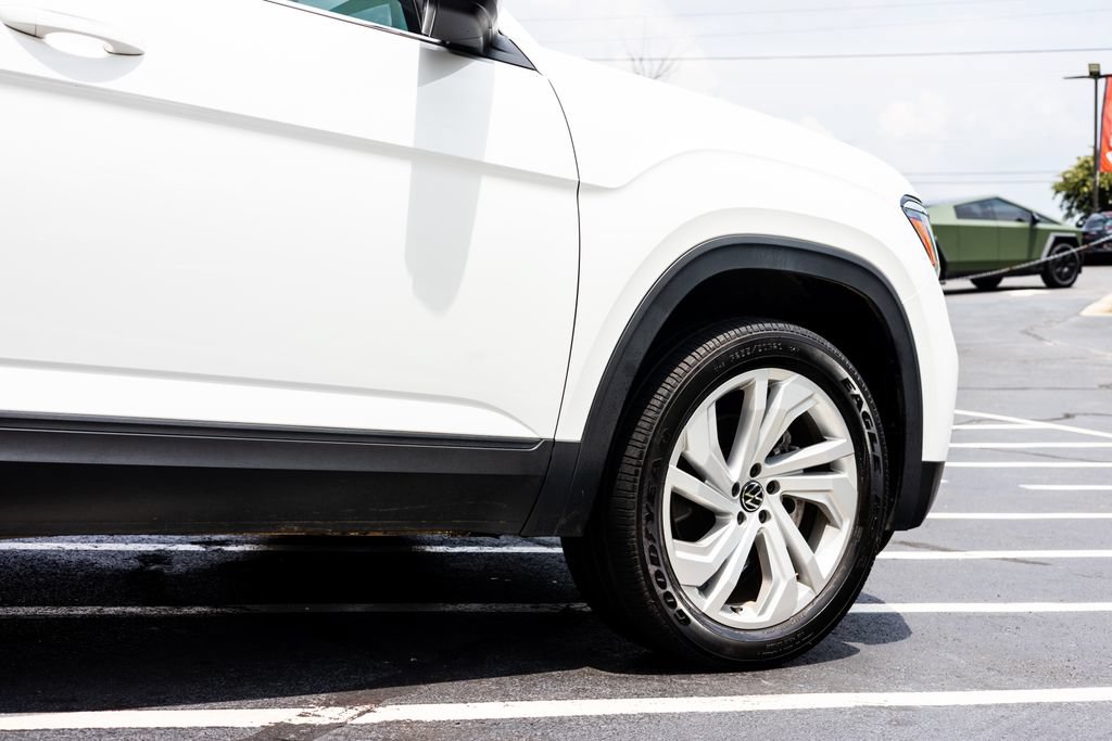 Used 2021 Volkswagen Atlas SE w/ Panoramic Sunroof Package FWD image 10