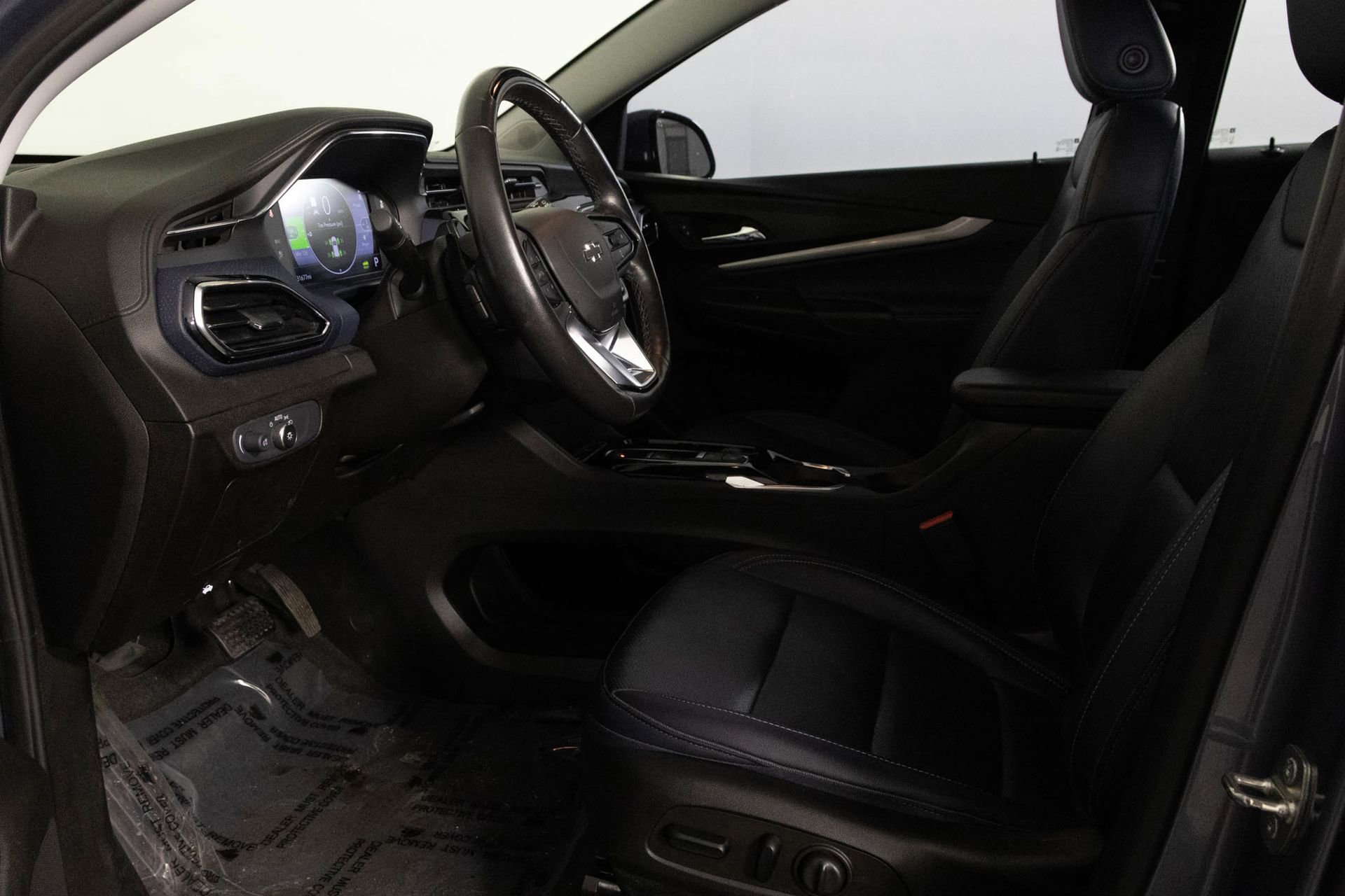 Used 2022 Chevrolet Bolt EUV Premier w/ Sun & Sound Package image 19