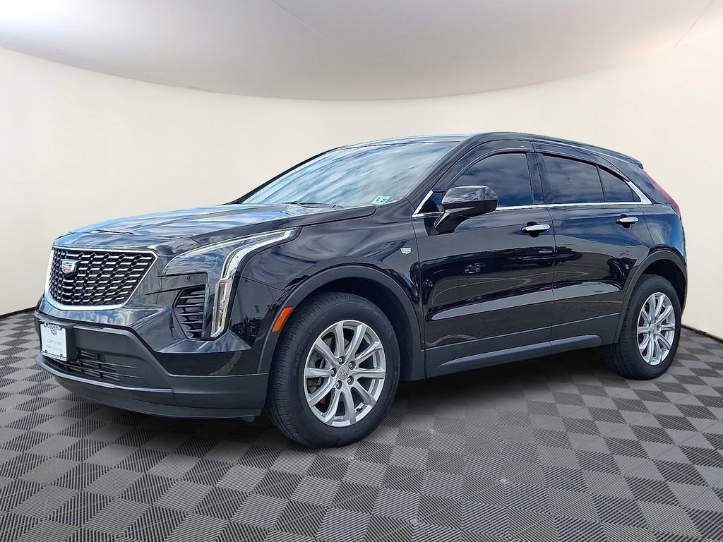 Used 2022 Cadillac XT4 Luxury w/ Cold Weather Package