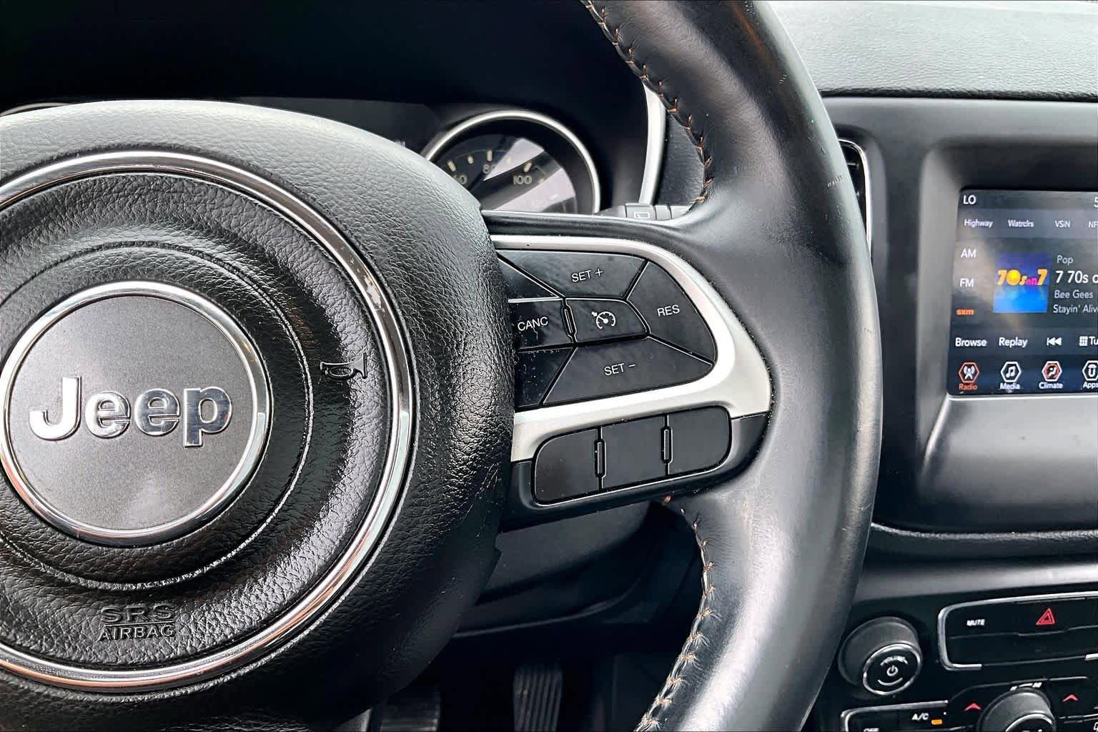Used 2018 Jeep Compass Latitude w/ Popular Equipment Group FWD image 23