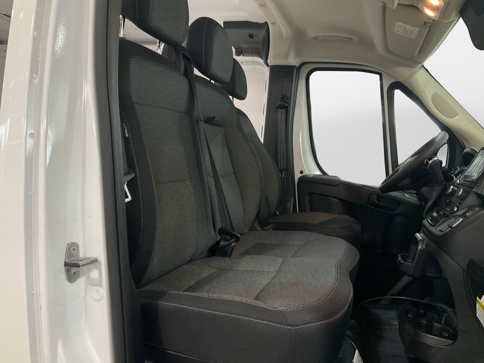 Used 2025 RAM ProMaster 1500 w/ Convenience Group image 13