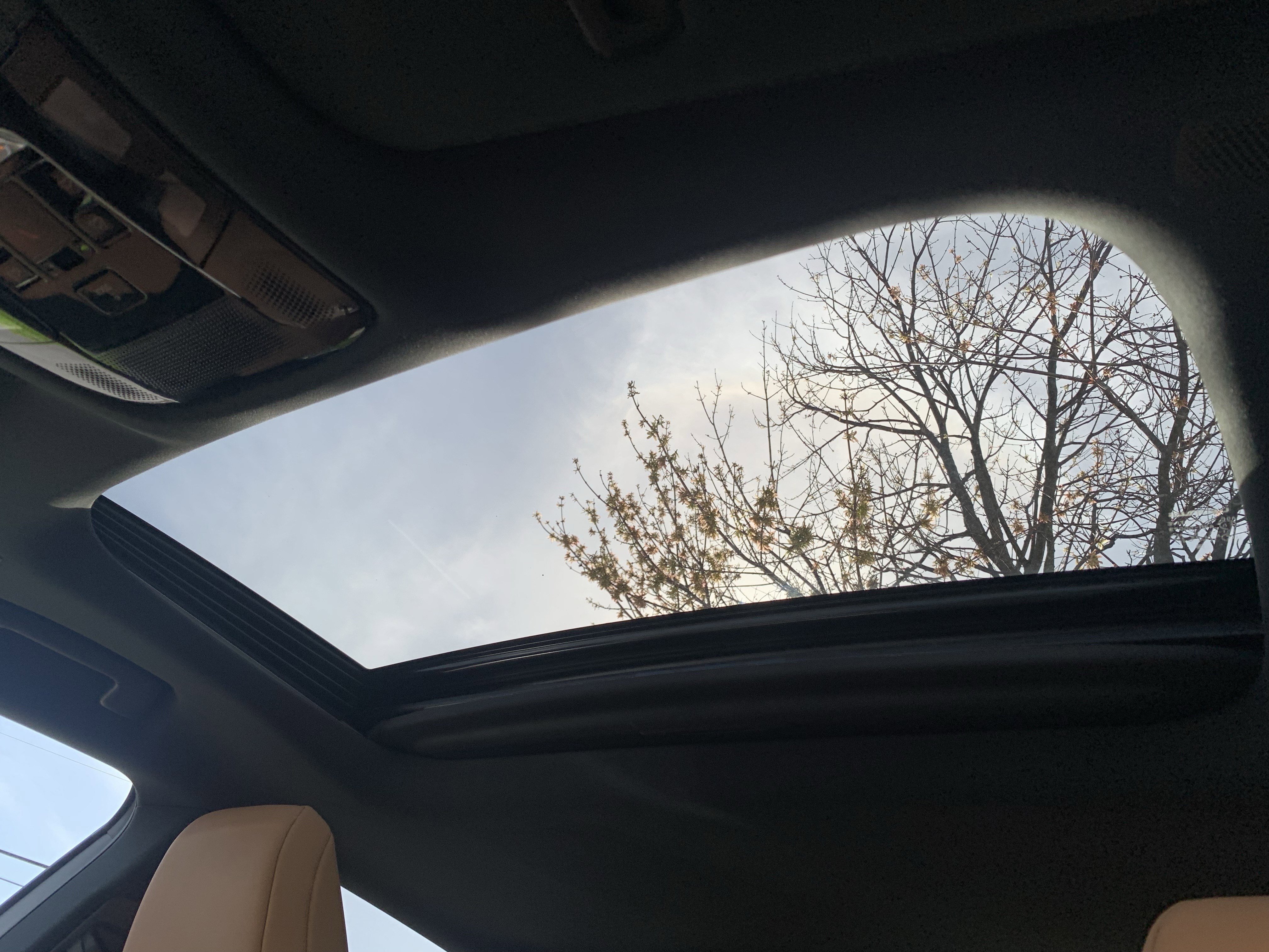 Used 2025 Lexus RX 350 Premium w/ Accessory Package (Z1) image 28