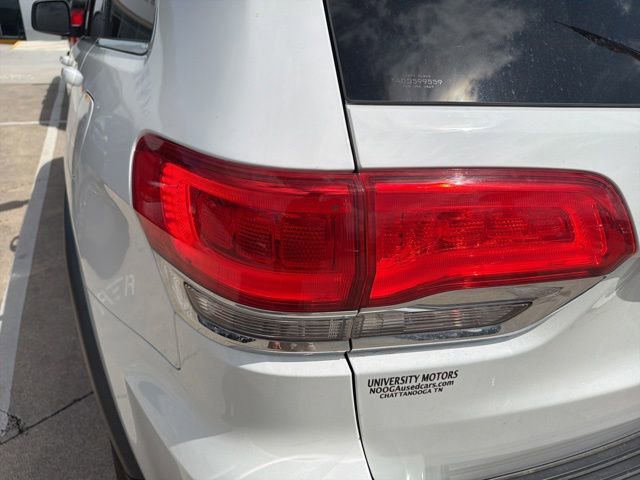 Used 2016 Jeep Grand Cherokee Laredo w/ Quick Order Package 23E RWD image 30