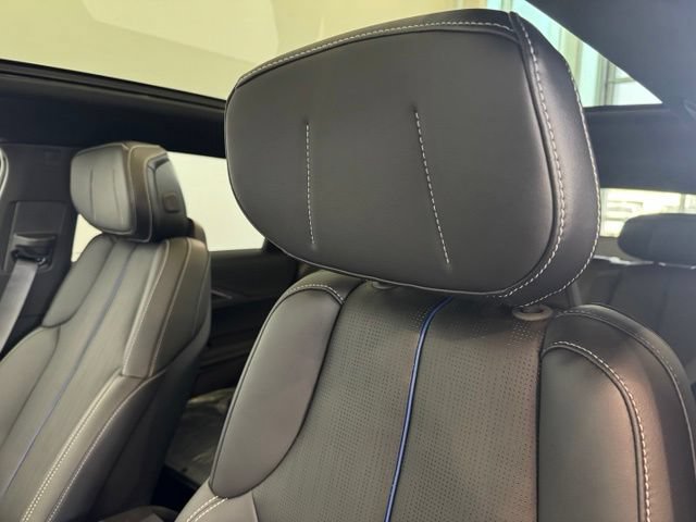 New 2026 Cadillac Lyriq Luxury AWD/4WD image 7