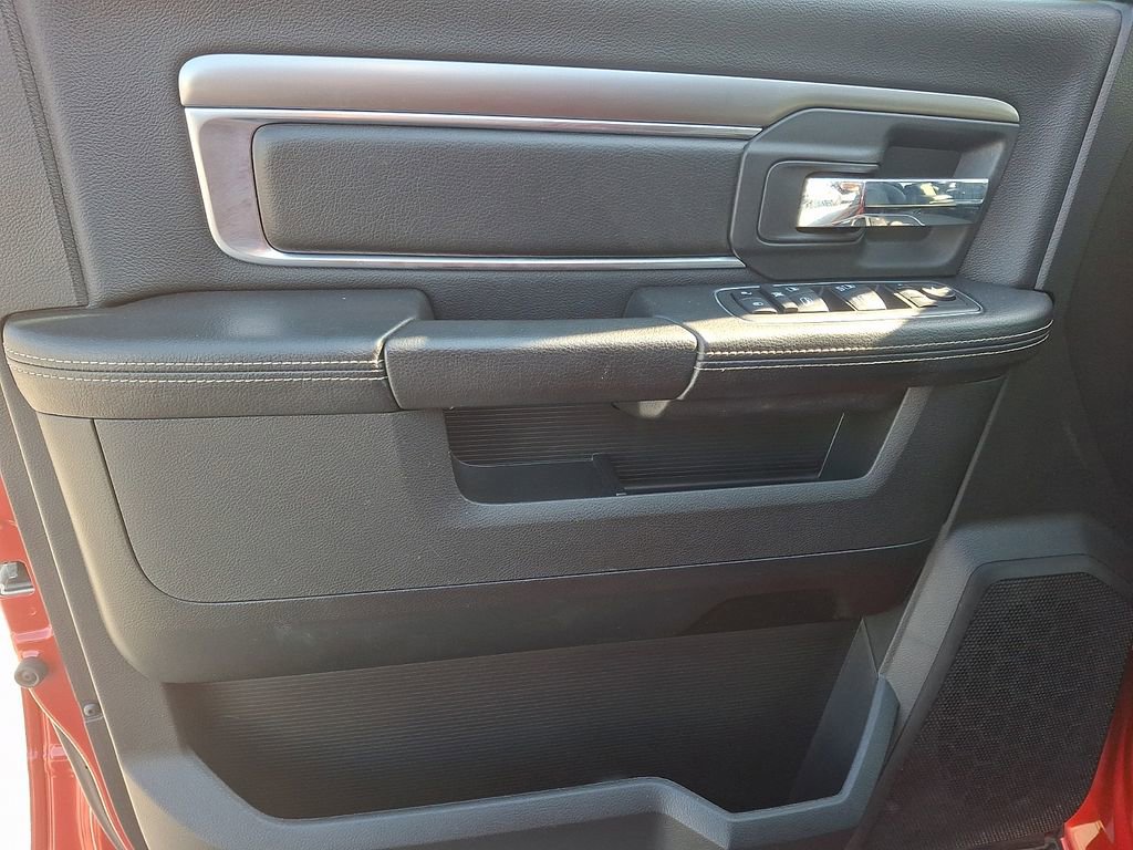 Used 2021 RAM 1500 Classic Warlock w/ Luxury Group image 12