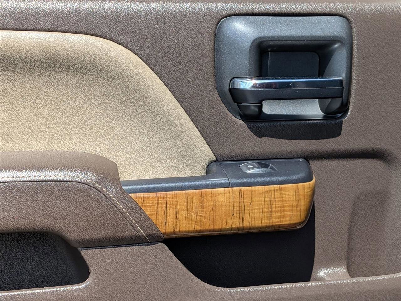 Used 2015 GMC Sierra 1500 SLT w/ SLT Crew Cab Value Package image 24