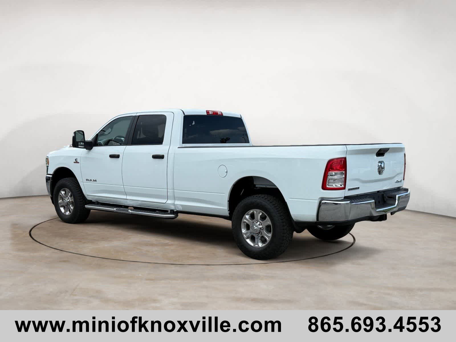 Used 2024 RAM 3500 Big Horn AWD/4WD image 5