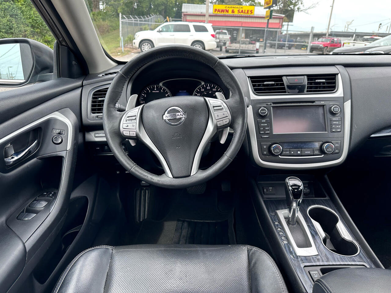 Used 2017 Nissan Altima 3.5 SL w/ 3.5SL Technology Package image 17